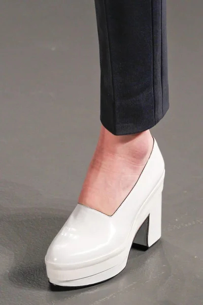 Look 2